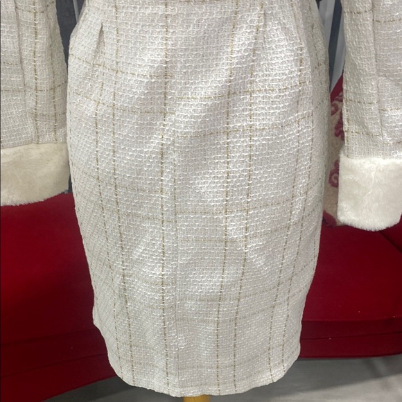 NWT SHEIN White Trench Coat Plush Modern Design - Picture 6 of 8